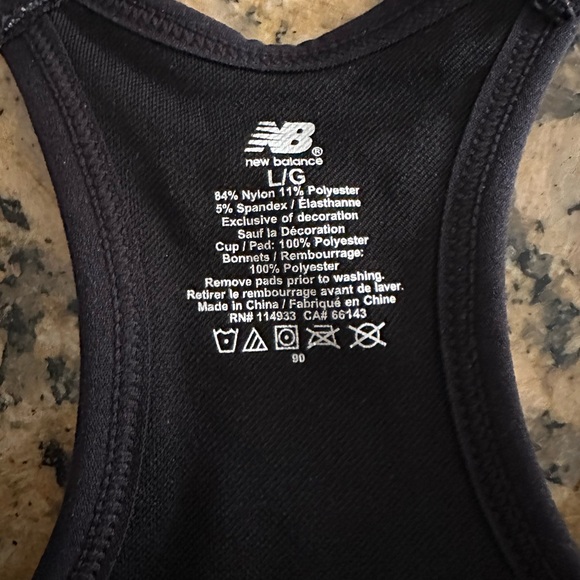 NWT New Balance medium intensity sports bra in black in size L - Picture 5 of 5